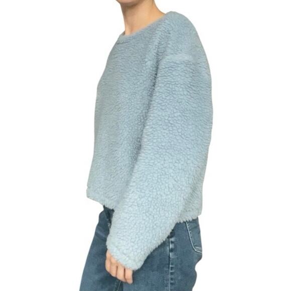 Lululemon Athletica Light Blue Fluffy Sherpa Teddy Sweatshirt - Picture 3 of 8